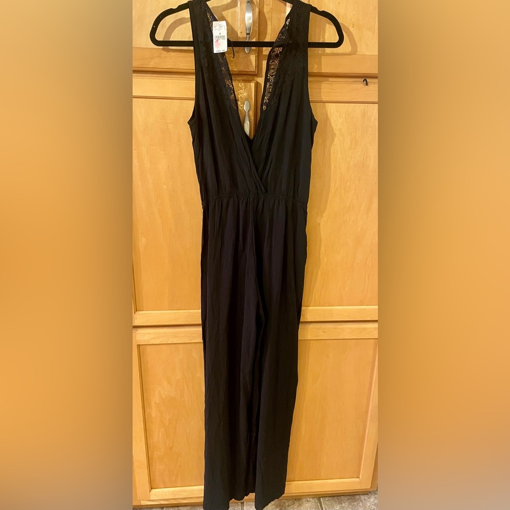 Wet Seal V-Neck Jumpsuit Size M